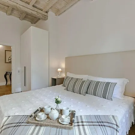 Pitti Flat - Belcanto Firenze