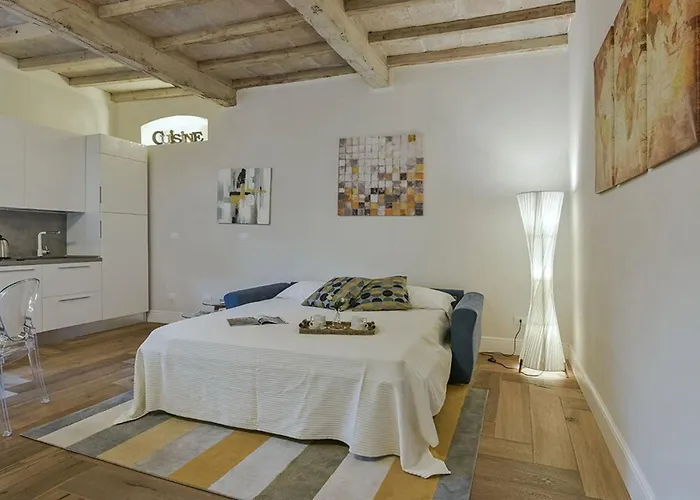 Pitti Flat - Belcanto